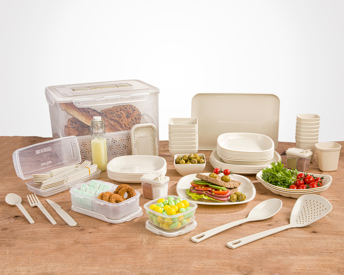 8 PERSON PICNIC SET 85 PIECES