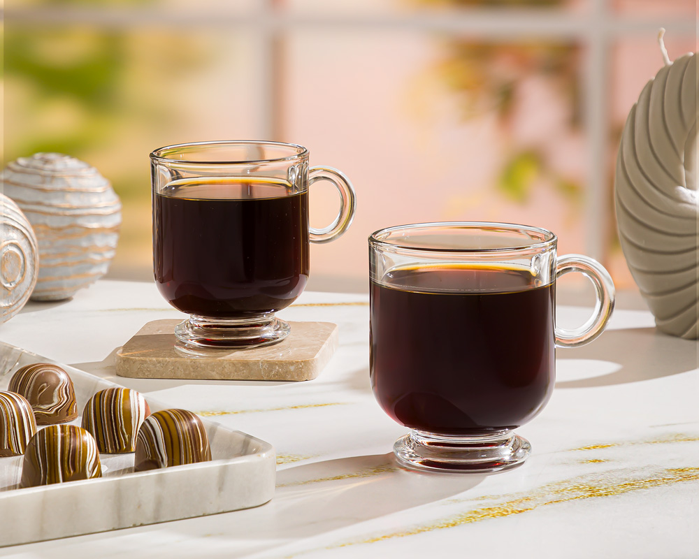 فنجان شیشه ای پایه دار 220 سی سی